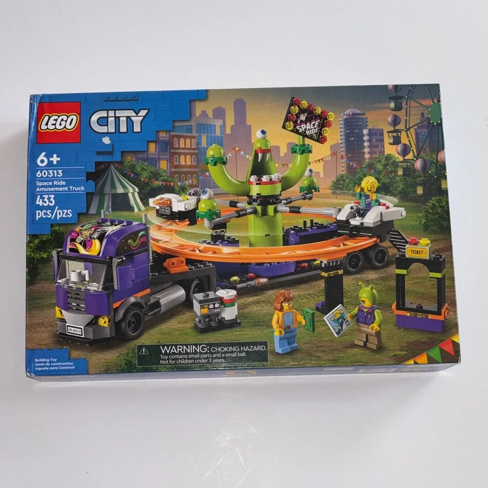 LEGO CITY 60313 Space Ride Amusement Truck LEGO City Space Ride Amusement Truck
